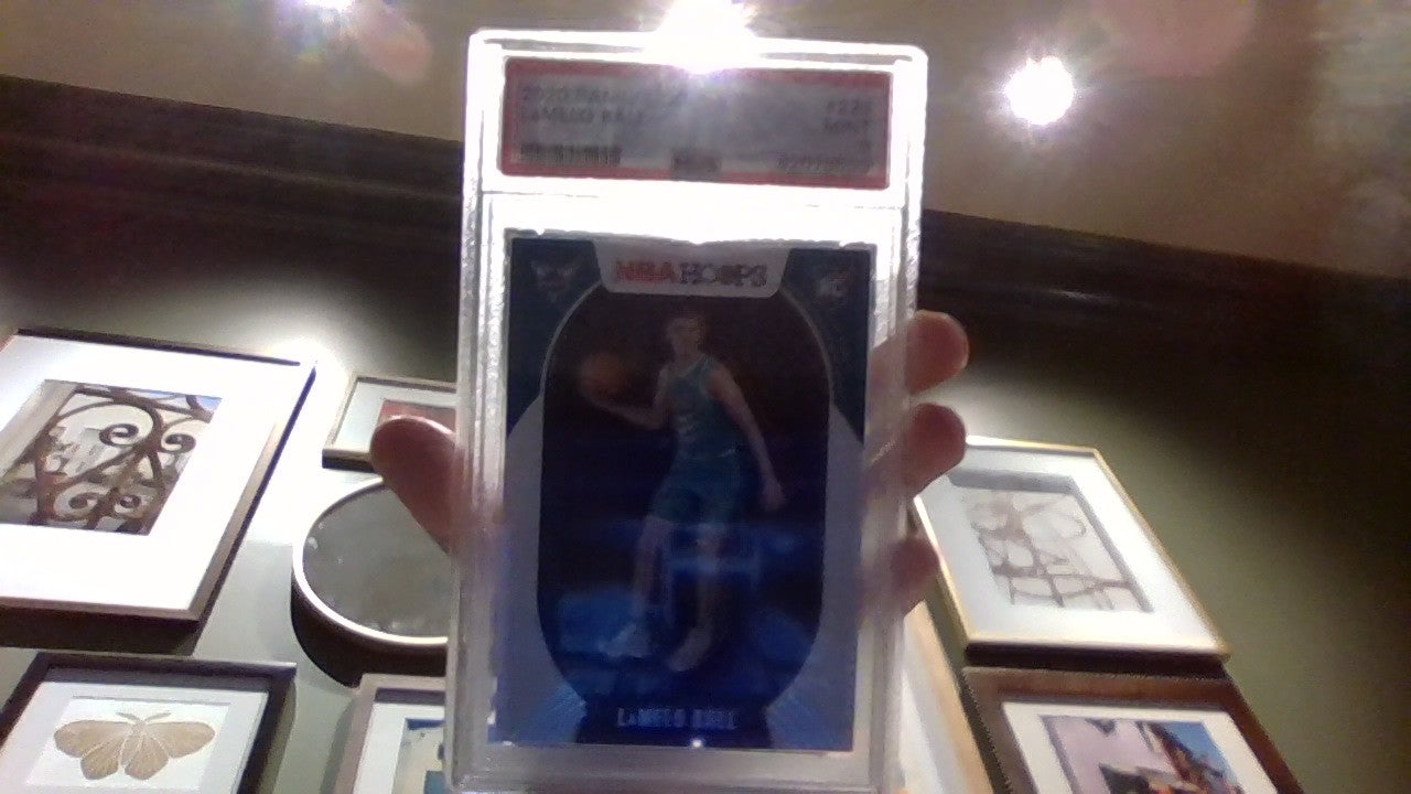LaMelo Ball Basketball card